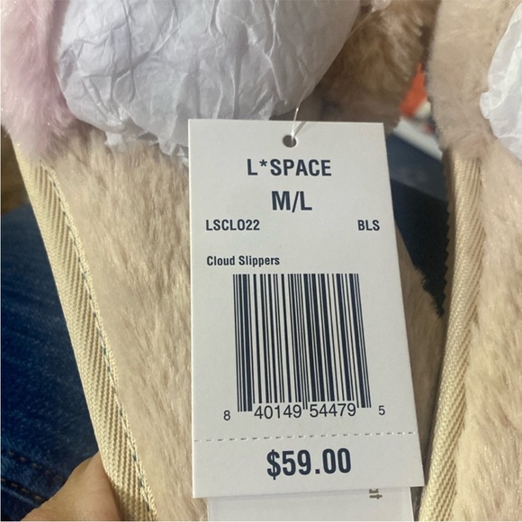 L*SPACE Cloud Slippers Size M/L - Picture 6 of 7